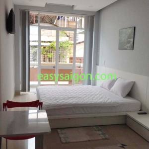 Nice serviced studio for rent on Nguyen Trai St, District 1